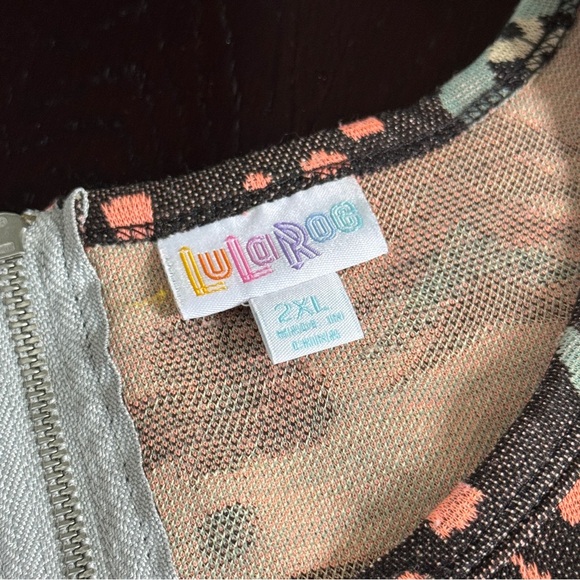 Lularoe 2XL Brown Pink Floral Short Sleeve Amelia Dress - Picture 5 of 7